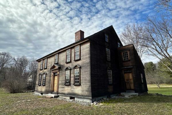Photo of the Barrett House's exterior