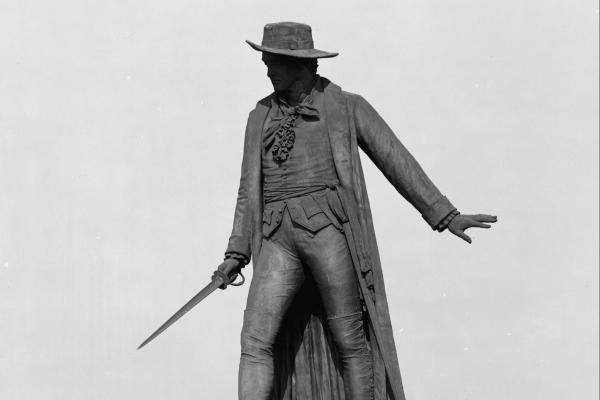 A photograph of the William Prescott statue in Charlestown, Mass.